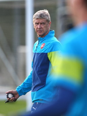 Wenger Tuntut Respons Positif Arsenal