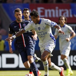 Penyerang Bastia Dilarang Tampil 6 Bulan Akibat Menanduk Thiago Motta