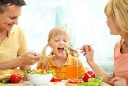 Hai Ibu, Tiap Balita Butuh Lima Nutrisi Ini Lho