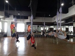 Hal-hal yang Penting Diperhatikan Saat Melakukan AntiGravity Yoga