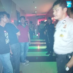Polisi Razia 2 Diskotek Terbesar di Batam