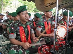 Lewat Marawis dan Bersawalat, Cara Pasukan TNI Berbaur dengan Masyarakat Aceh