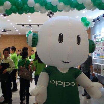 Menjelajah Isi Oppo Store 2.0