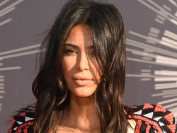 Foto Bugil Kim Kardashian Beredar di Internet