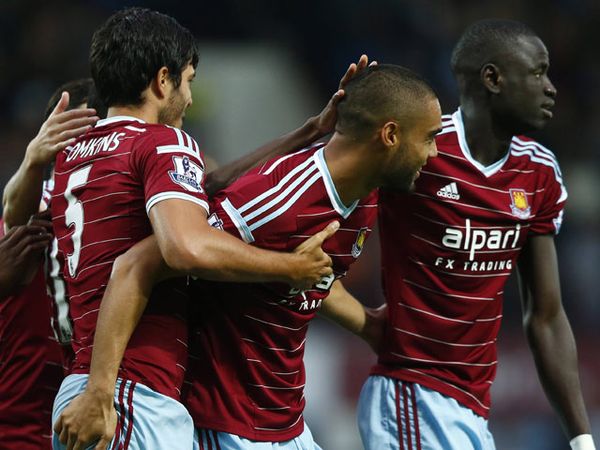 West Ham Benamkan Liverpool