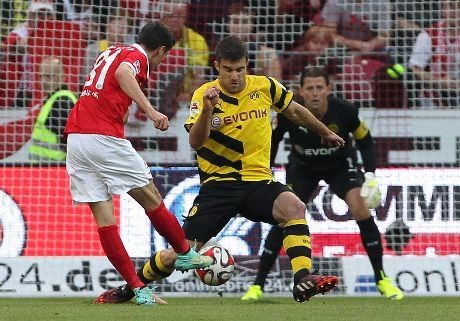 Dortmund Takluk di Kandang Mainz