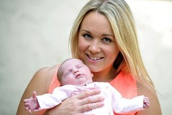 Baru Lahir, Eh Bayi Ini Sudah Punya Dua Gigi Depan