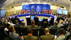 NATO Pertanyakan Gencatan Senjata di Ukraina