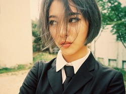 Luna f(x) Kepergok Jalan Bareng Teman Cowok