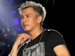 Datangi Bapas, Ariel Kece dengan Rambut Pirang