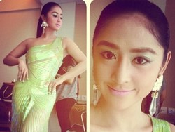 Dipolisikan Bos Lamborghini, Dewi Persik Sibuk Manggung