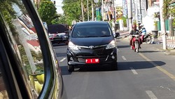 Alasan Bupati Anas Memilih Mobil Dinas Avanza yang Sederhana