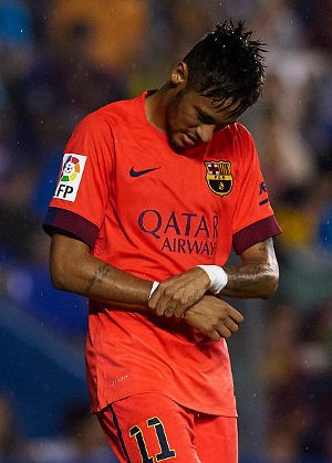 Barca Tunggu Kabar Cedera Neymar