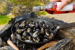 Apa Benar Alkohol Menguap Tak Bersisa Saat Dimasak?