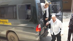 Kasus Tabrakan Motor di Sukabumi, Jake WN Australia Dituntut 1,5 Tahun