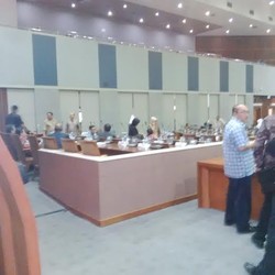 Begini Aksi Pramono Anung Saat Melobi Fraksi Lain Soal RUU Pilkada