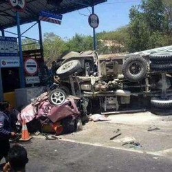 Rem Blong Picu Tabrakan Dahsyat di Tol Suramadu, 1 Orang Tewas