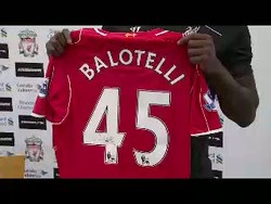 Ejek Kekalahan MU, Balotelli Menjadi Korban Rasisme