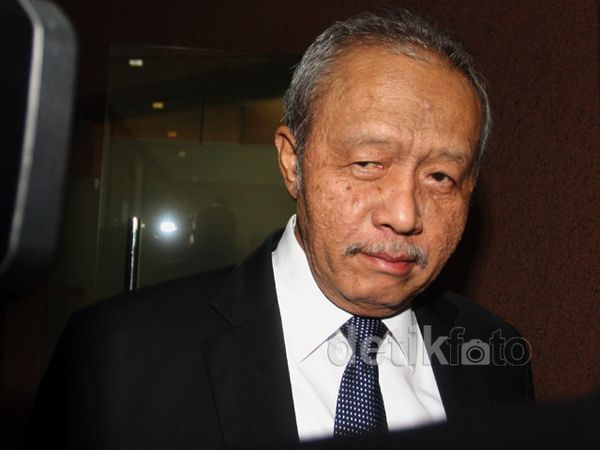 DPR Tunda Penetapan Eddy Mulyadi sebagai Anggota BPK