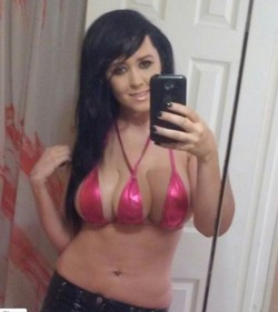 Hindari Didekati Pria, Wanita Ini Lakukan Operasi Agar Punya 3 Payudara