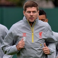 Performa Gerrard Belum Oke, Rodgers Tak Cemas