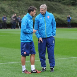 Oezil Bisa Berikan Suatu Hal Spesial untuk Arsenal