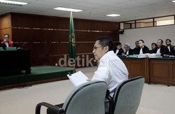Rekor Sapu Bersih Pemidanaan KPK dan Janji Anas Digantung di Monas