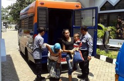 Satu Keluarga ini Berprofesi Sebagai Pengemis, Diciduk Petugas di Cilandak