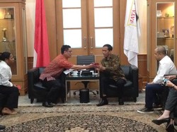 Teleconference, Gaya Baru Blusukan Presiden Terpilih Jokowi