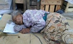 Kisah Nenek Partinah yang Pantang Mengemis di Usia Renta