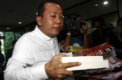 Sstt.. Golkar Minta Pimpinan Fraksi PD Pecah Suara Anggota di RUU Pilkada