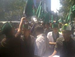 Jelang Sidang Vonis Anas, Massa HMI Berdemo di Depan Pengadilan Tipikor