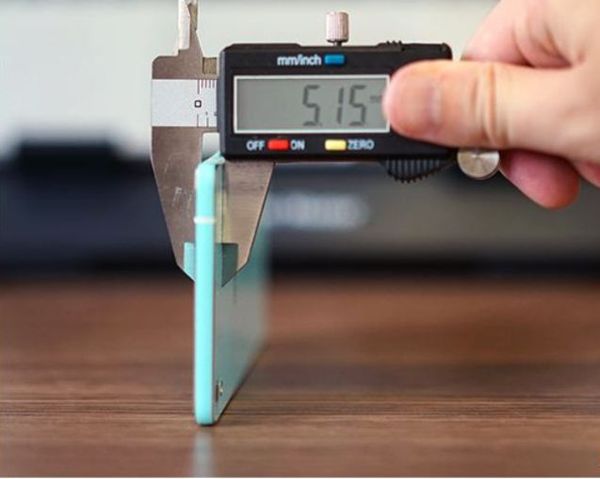 Ini Dia Ponsel Tertipis di Dunia