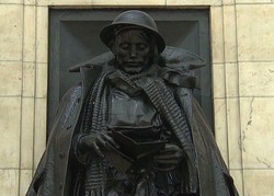 Wah! 35 Patung di Inggris Bisa Bicara