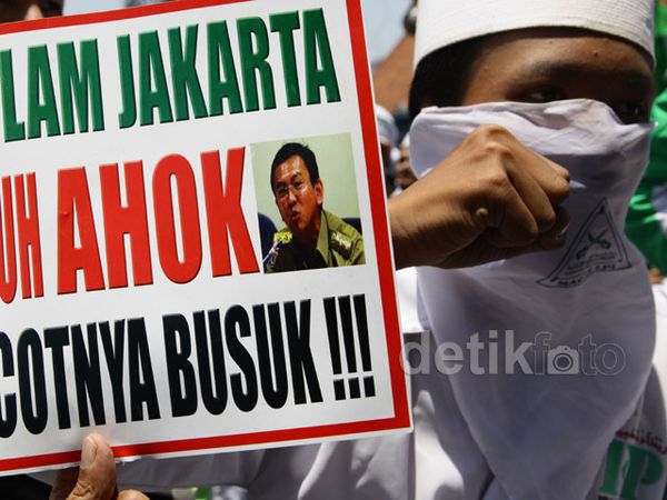FPI Demo Tolak Ahok