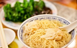 Pakai Bahan Pembuat Opium pada Mienya, Penjual Mie di Tiongkok Ditahan