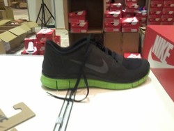 Sepatu Running Nike Ada di JCC, Tapi Diskonnya Sedikit