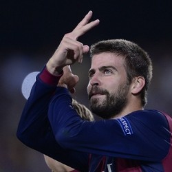 Setan Merah Butuh Bek, Kini Dirumorkan Bakal Gaet Pique