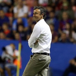 Enrique Tetap Waspadai Malaga yang Tak Sedang di Jalur Kemenangan