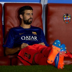 Pique Dikabarkan Tak Suka dengan Rotasi, Enrique Membantah