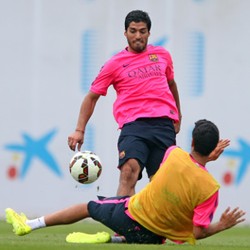 Hansamu Yama Siap Hadang Luis Suarez