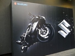Suzuki Luncurkan 4 Moge Sekaligus