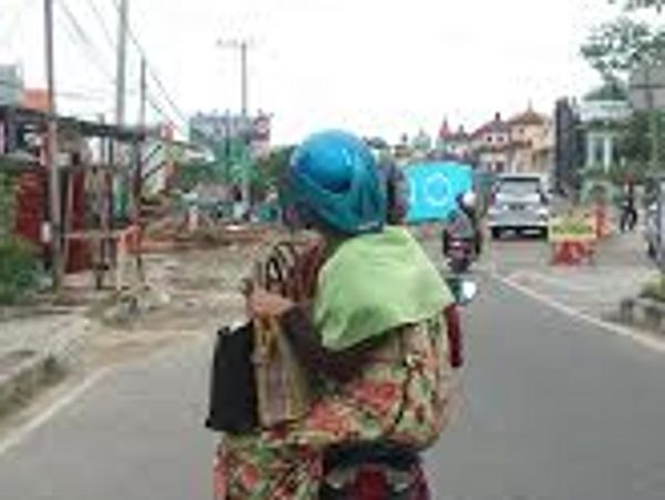 Cara Memakai Helm Terbaru