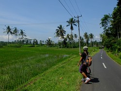 Cara Asyik Keliling Ubud: Naik Sepeda Lewat Kampung