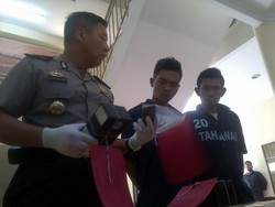 Remaja ini Pinjam Motor Ibunya untuk Menjambret