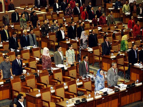 DPR Rapat Paripurna Bahas RUU Pilkada