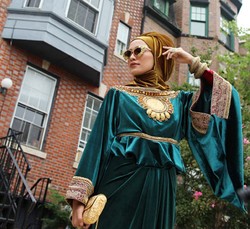 Glamour, Mega Iskanti dan Dian Pelangi Berpose di Monumen Nasional AS