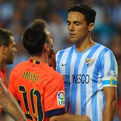 Tak Terima Ucapan Messi, Weligton Main Tangan