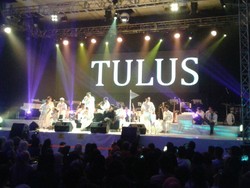 Konser Gajah Tulus Sukses Berjalan Intim