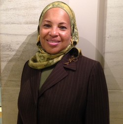 Berkenalan dengan Nisa Mohammad, Pengundang Dian Pelangi Ke DC Fashion Week